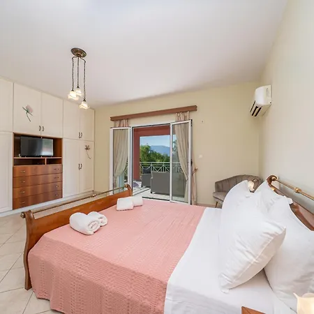 Ritrovo Willa Sami (Kefalonia)